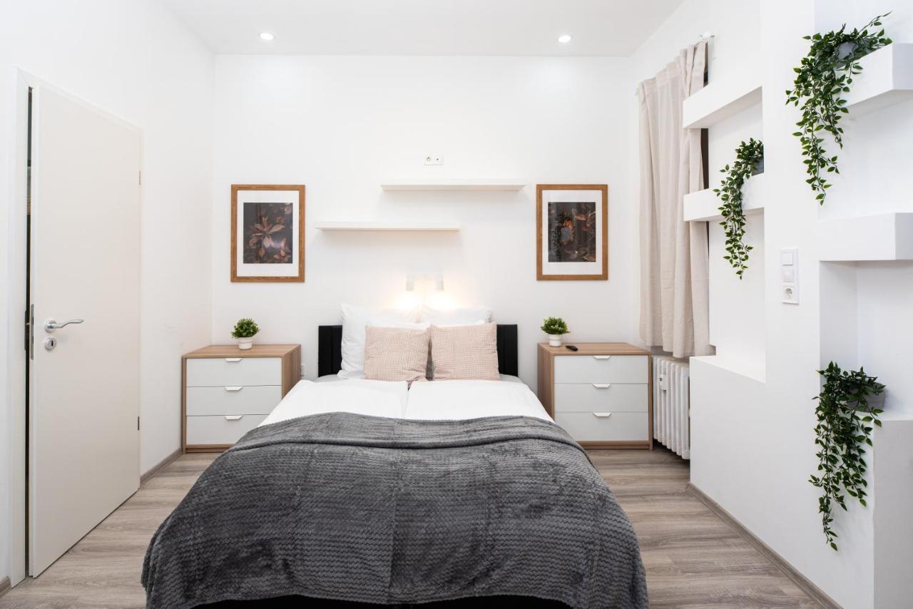Extra Central - New - Charming Studio Budapest Bagian luar foto